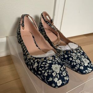 J. Crew floral flats. Size 9